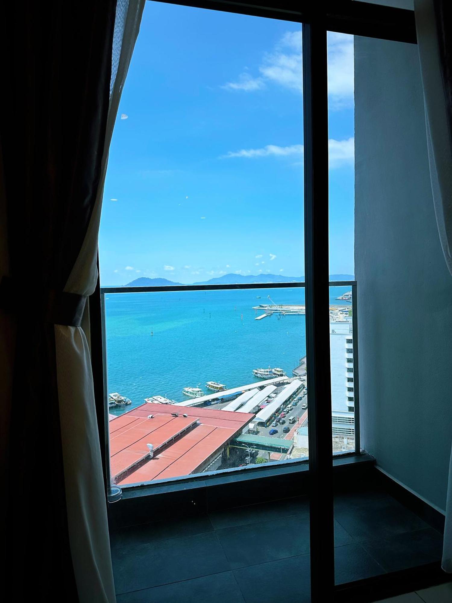 Apartment Summerday Seaview At Centre